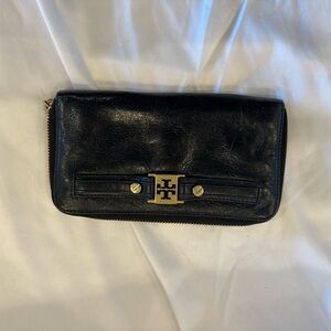 Tory Burch Black Leather Wallet with Gold Logo